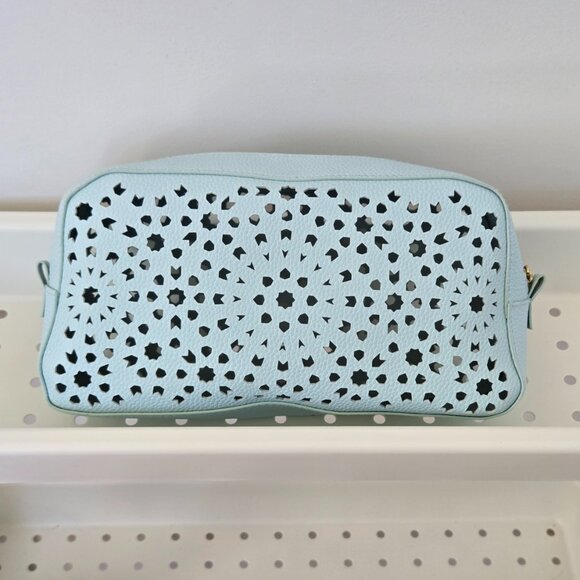 Estee Lauder Cosmetic Bag Laser Cut Baby Blue - Picture 1 of 8